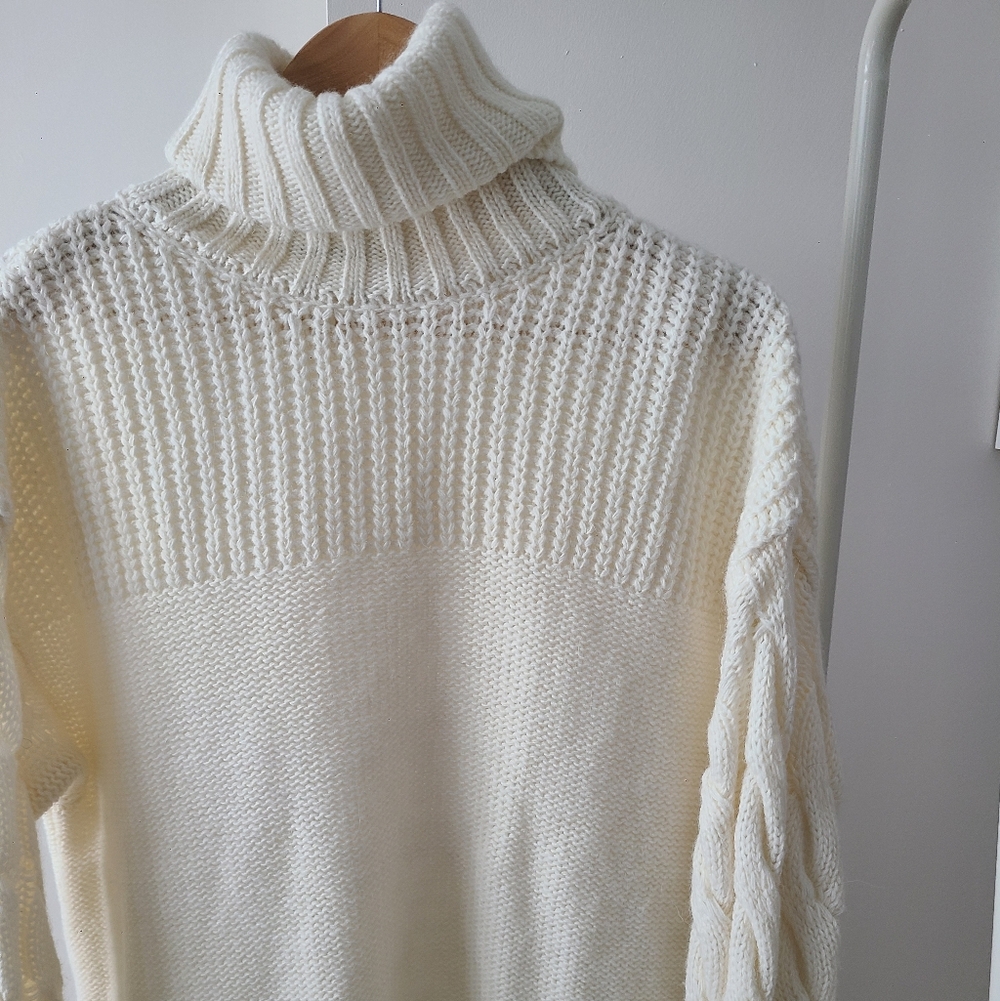 Pietro Brunelli Cream Cable Knit Oversized Turtleneck Sweater - Picture 2 of 5